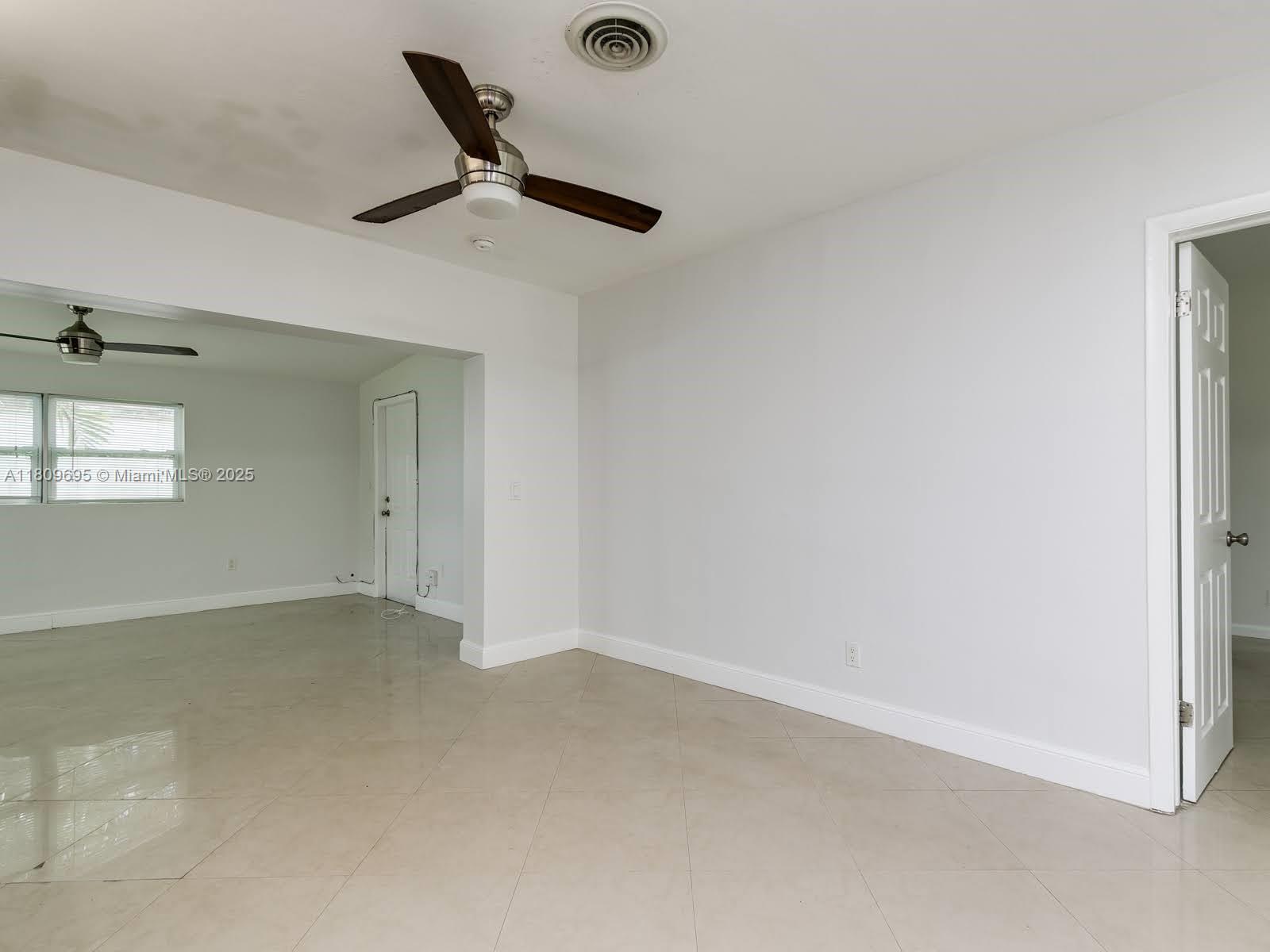 PICKWICK LAKE ESTATES SEC - Residential Lease