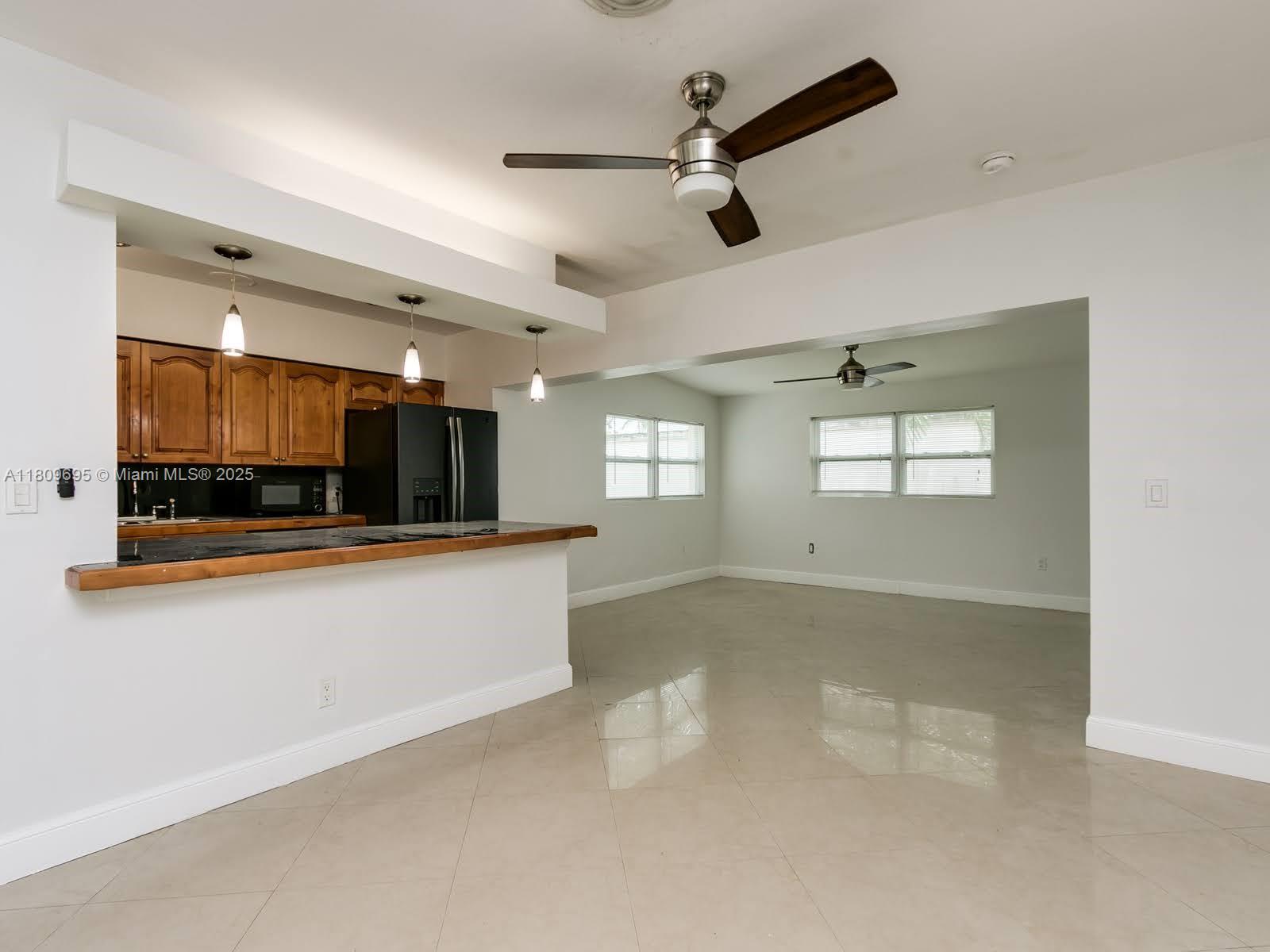 PICKWICK LAKE ESTATES SEC - Residential Lease
