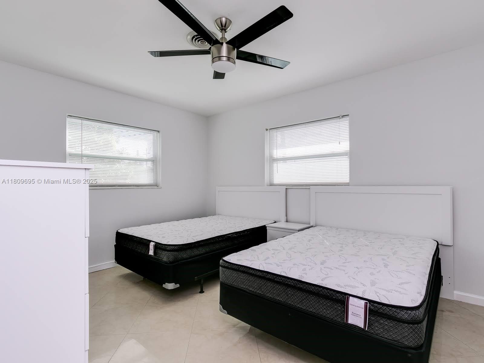 PICKWICK LAKE ESTATES SEC - Residential Lease