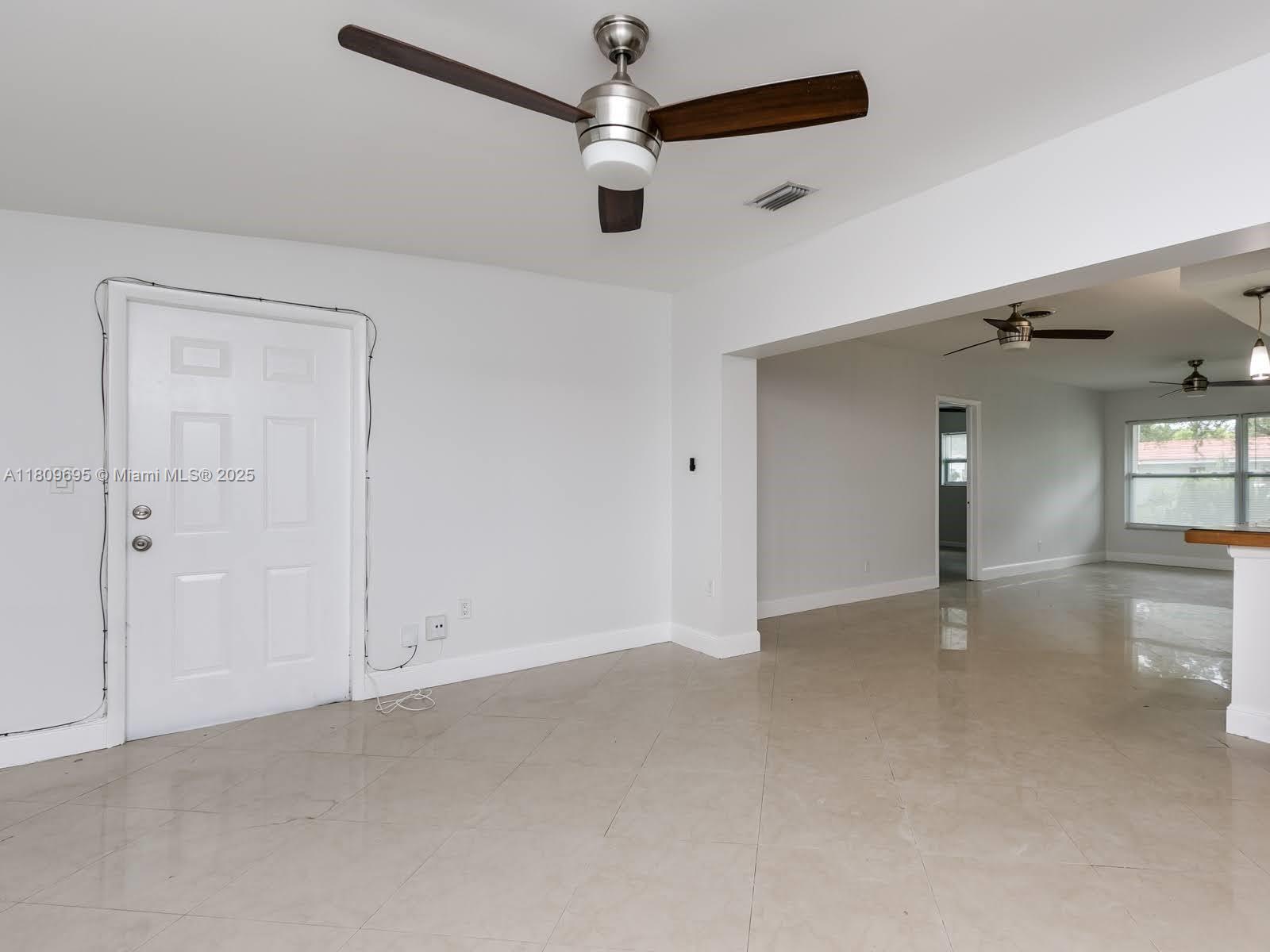 PICKWICK LAKE ESTATES SEC - Residential Lease