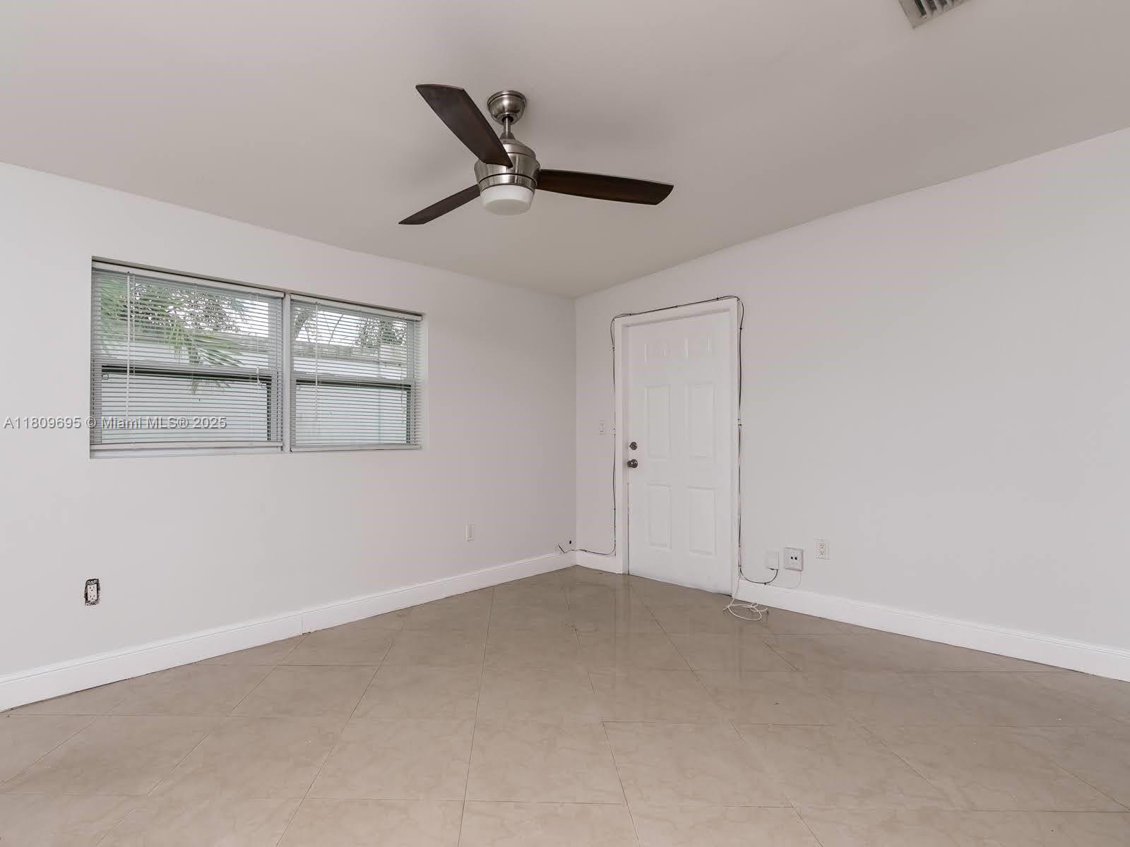 PICKWICK LAKE ESTATES SEC - Residential Lease