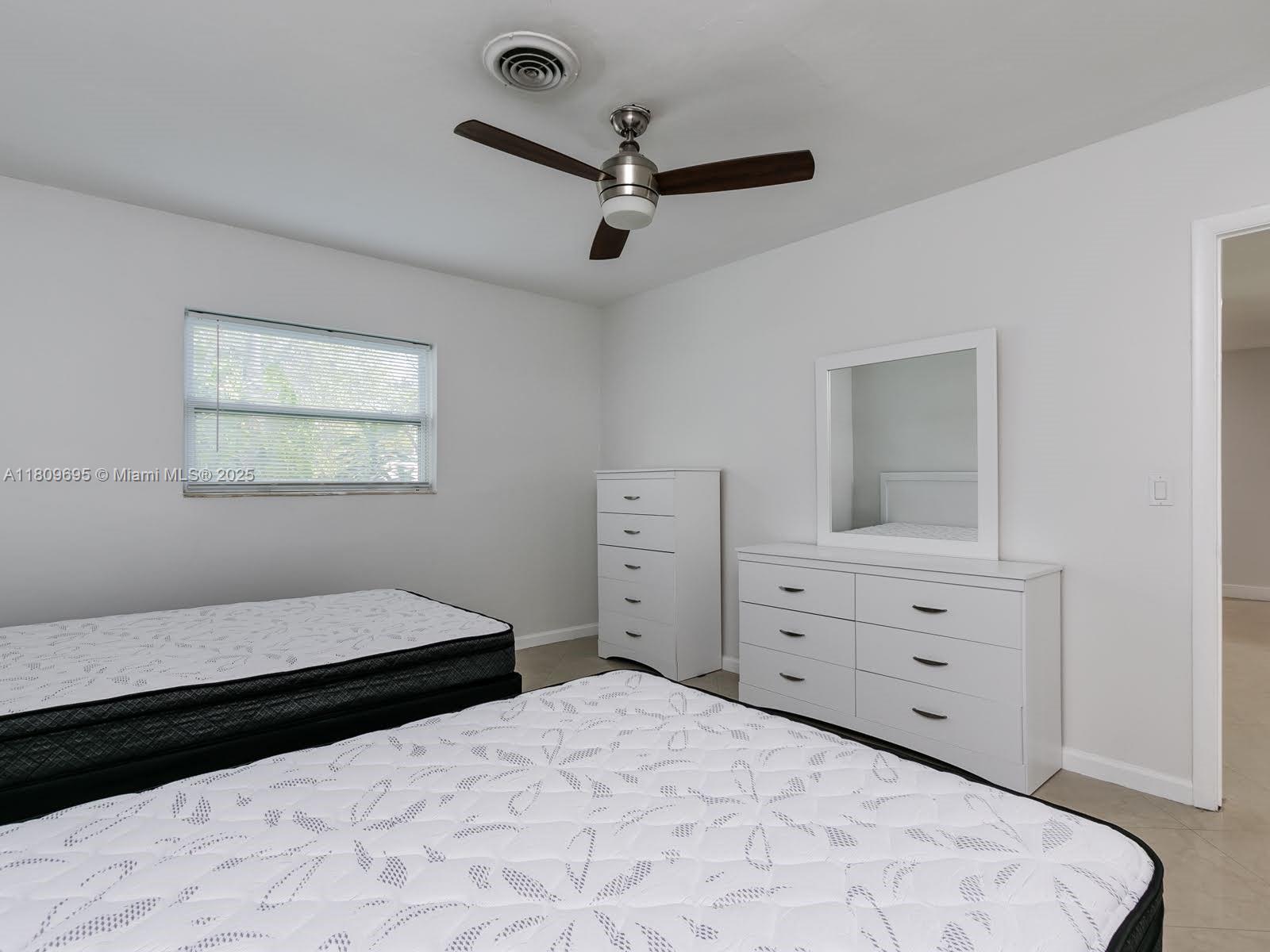 PICKWICK LAKE ESTATES SEC - Residential Lease