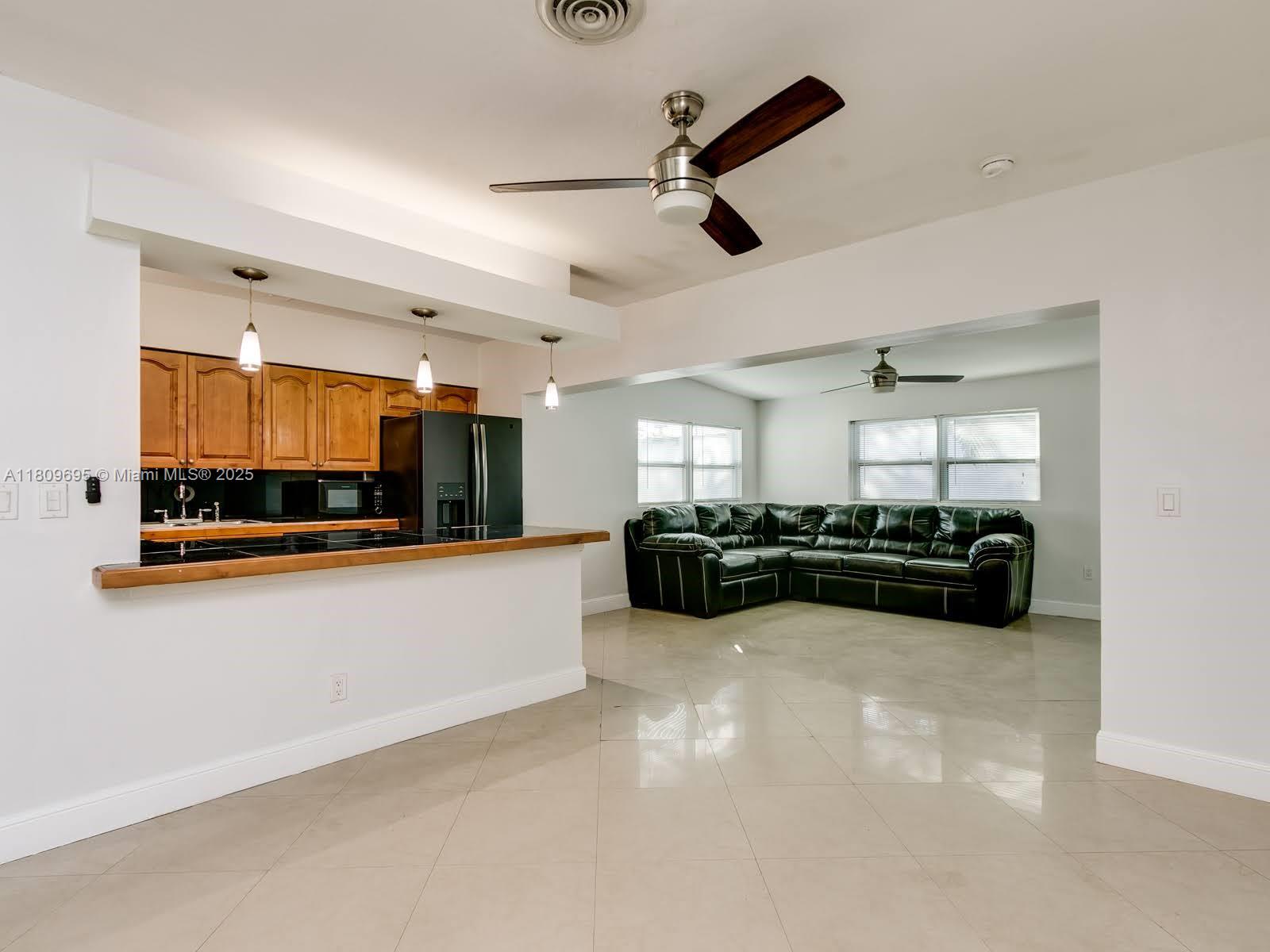 PICKWICK LAKE ESTATES SEC - Residential Lease