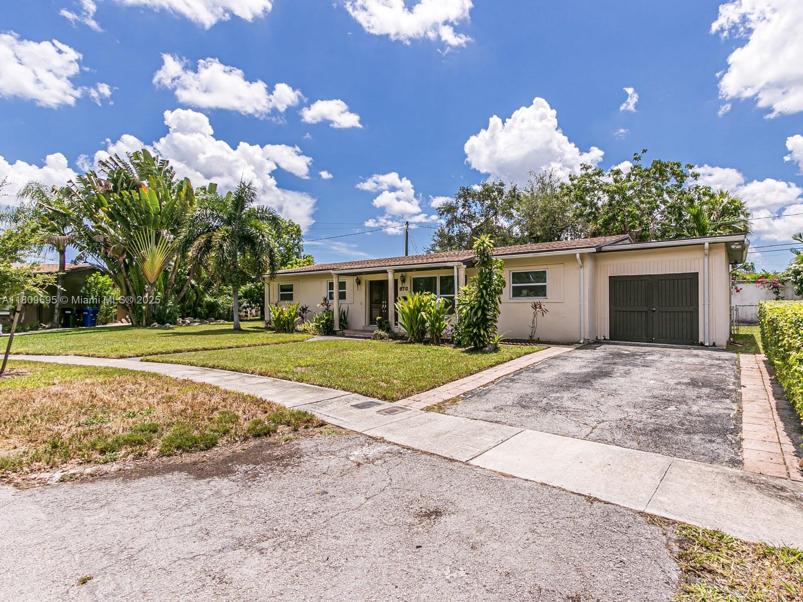 PICKWICK LAKE ESTATES SEC - Residential Lease