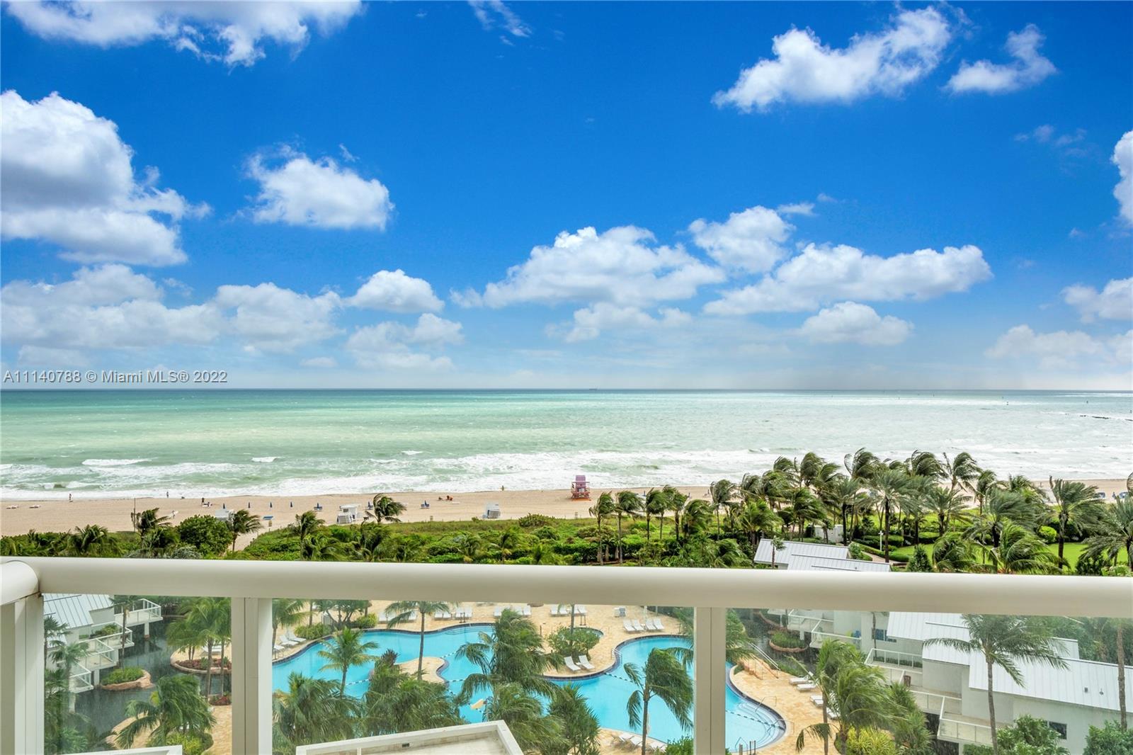 CONTINUUM ON SOUTH BEACH - Residential