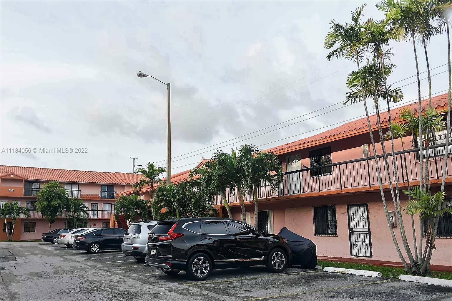 HIALEAH CLUB VILLAS CONDO - Residential