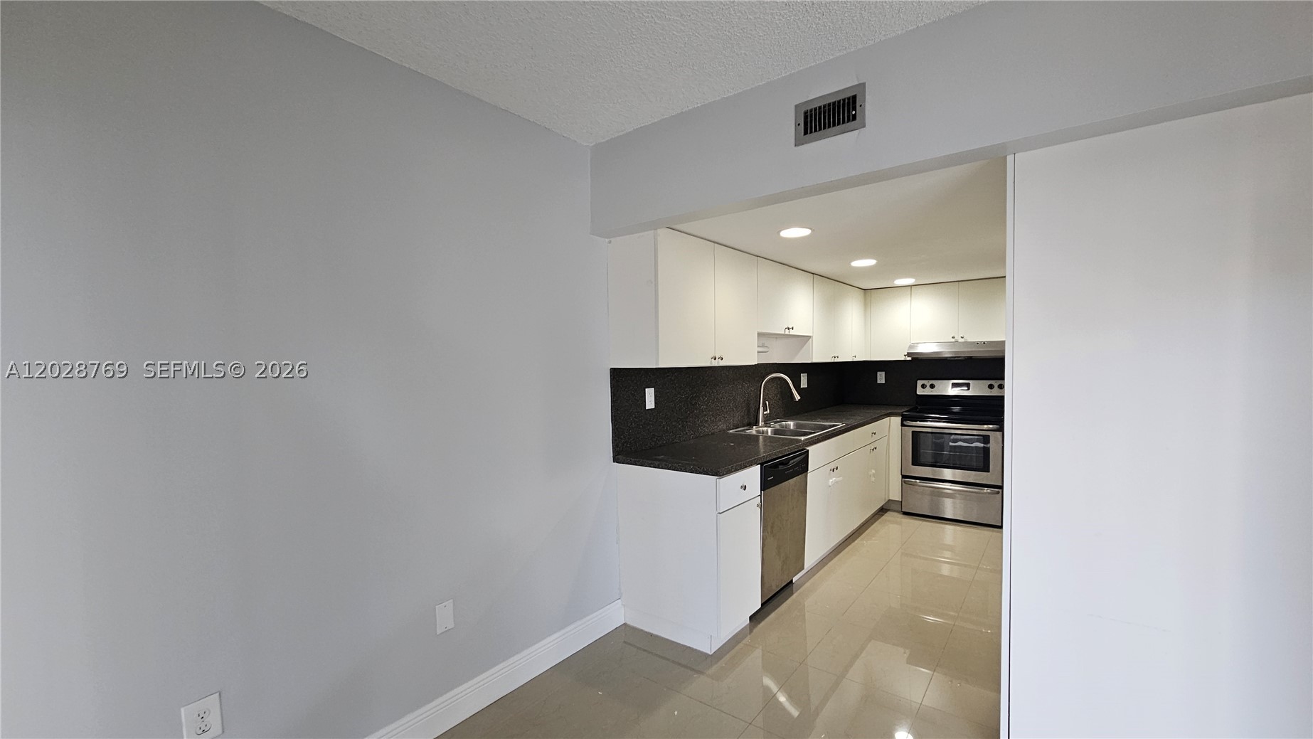 MILLER GARDENS CONDO - Residential Lease