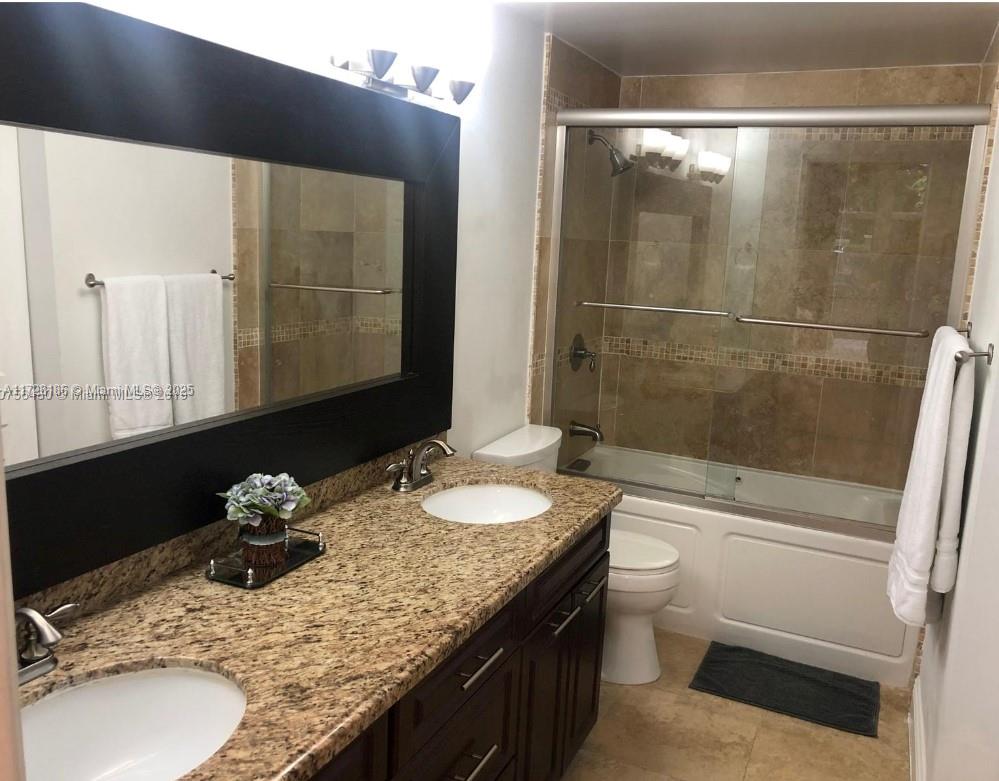 THE YACHT CLUB AT AVENTUR - Residential Lease