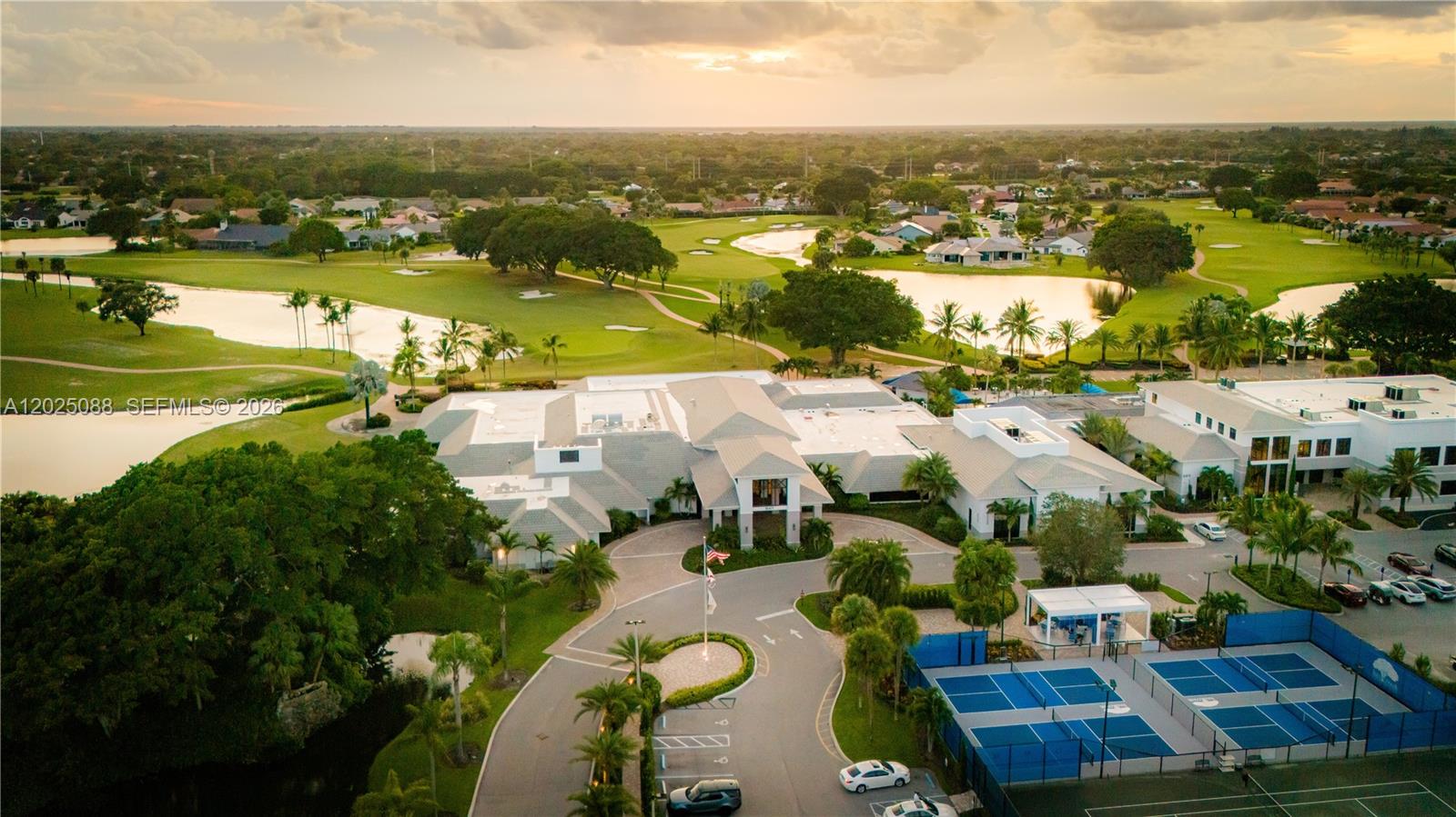 BOCA WOODS COUNTRY CLUB P - Residential