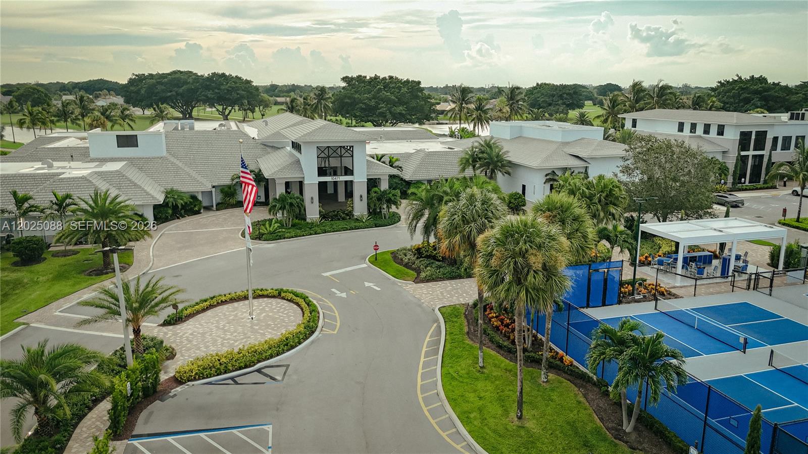 BOCA WOODS COUNTRY CLUB P - Residential