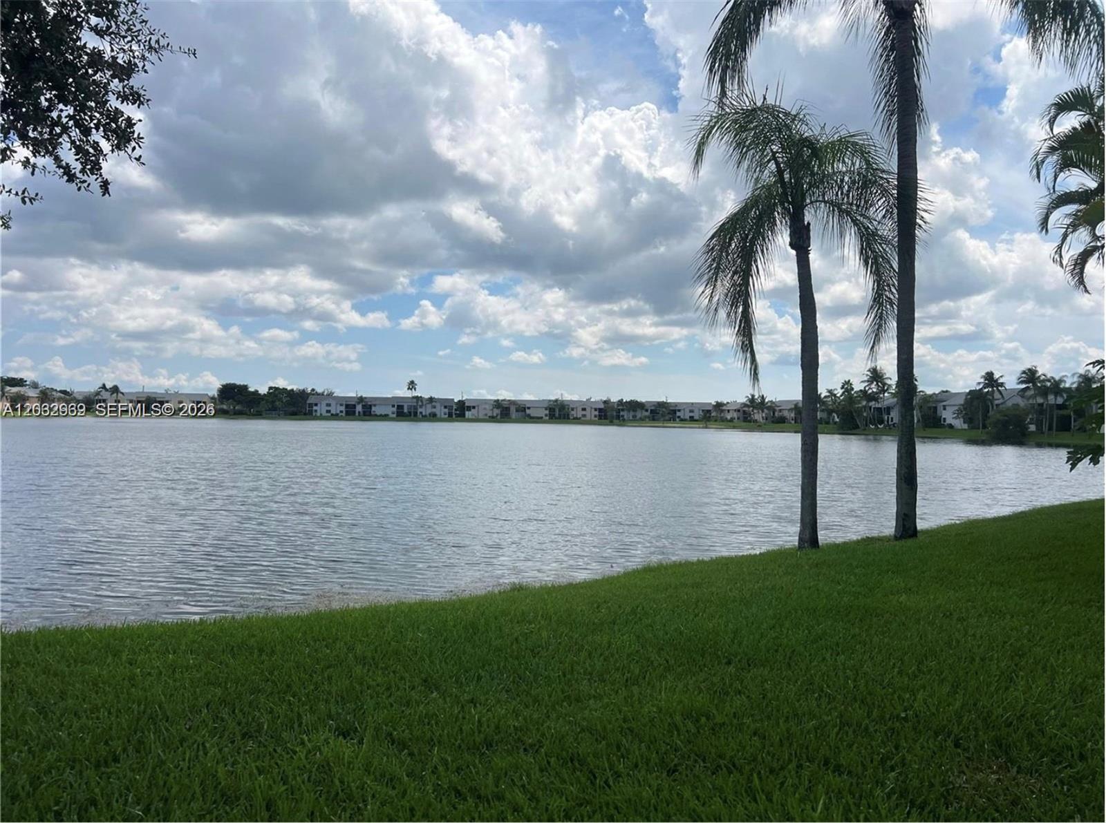 LAKESHORE CONDO #4 - Residential Lease