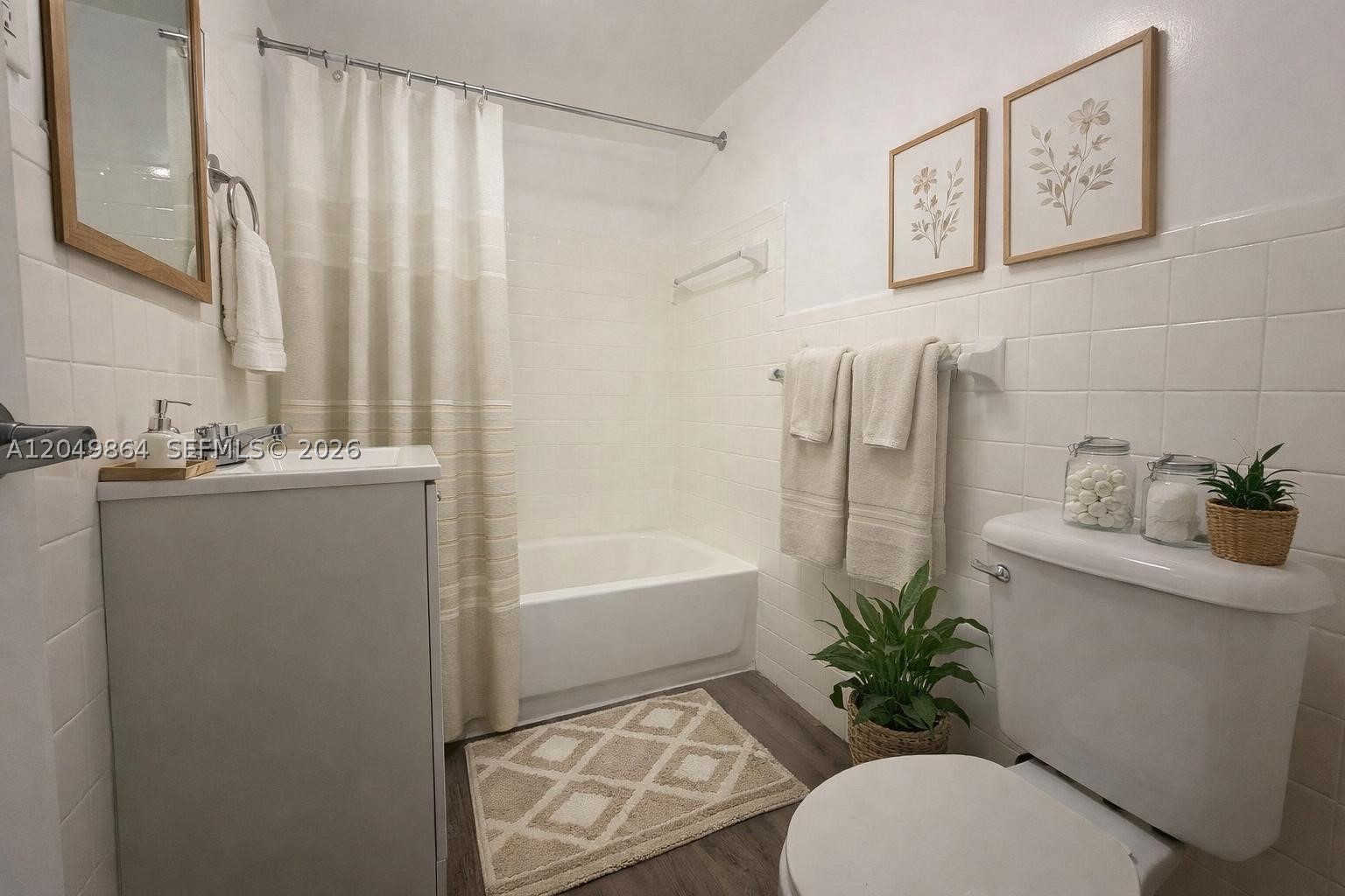 CITY OF MIAMI SOUTH - Residential Lease