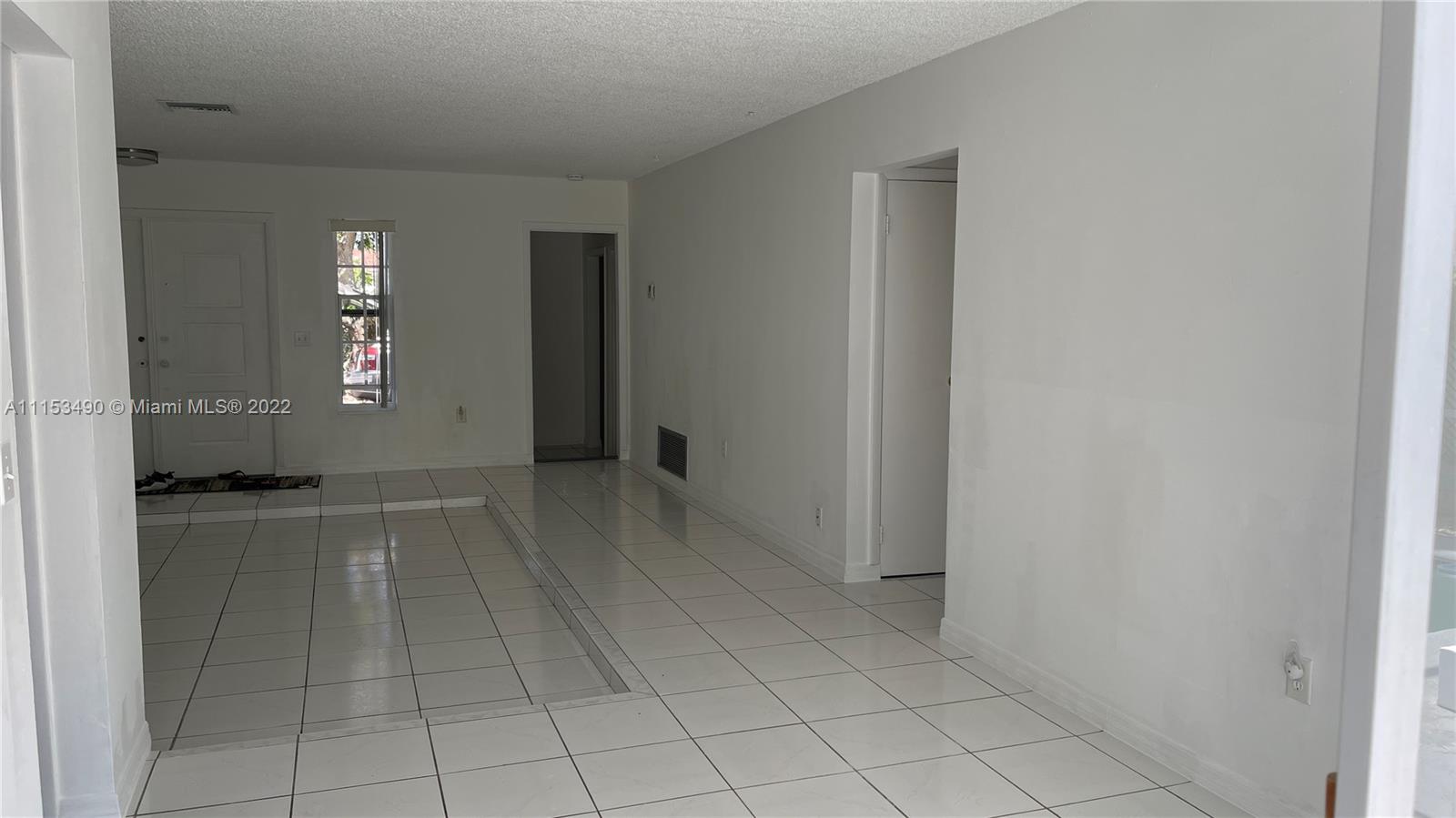 SUNRISE GOLF VILLAGE SEC - Residential
