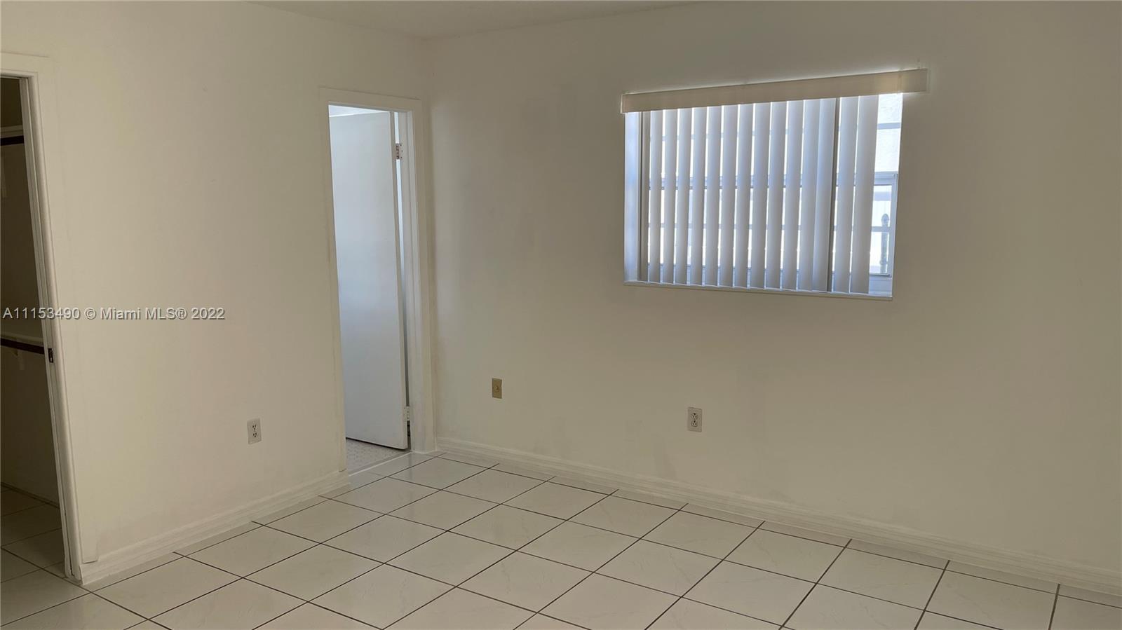 SUNRISE GOLF VILLAGE SEC - Residential