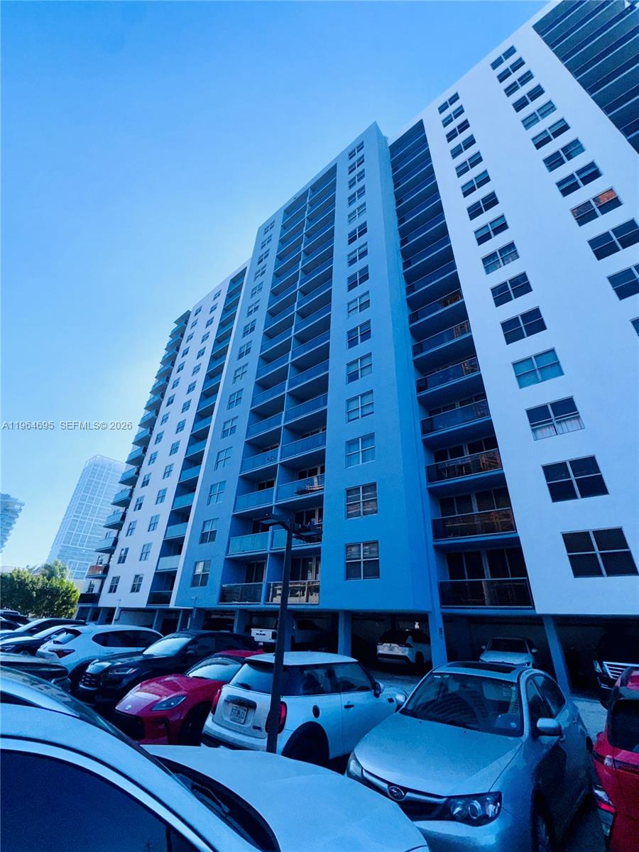 401 BLU OF NORTH BEACH CO - Residential