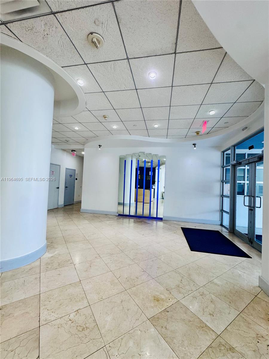 401 BLU OF NORTH BEACH CO - Residential