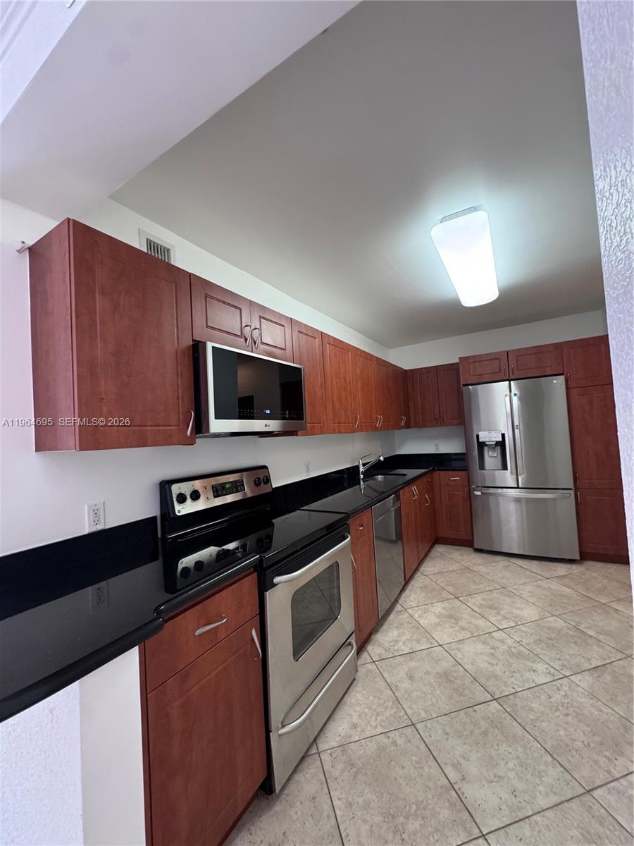 401 BLU OF NORTH BEACH CO - Residential