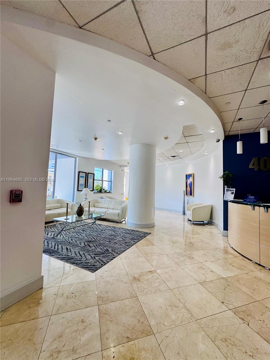 401 BLU OF NORTH BEACH CO - Residential