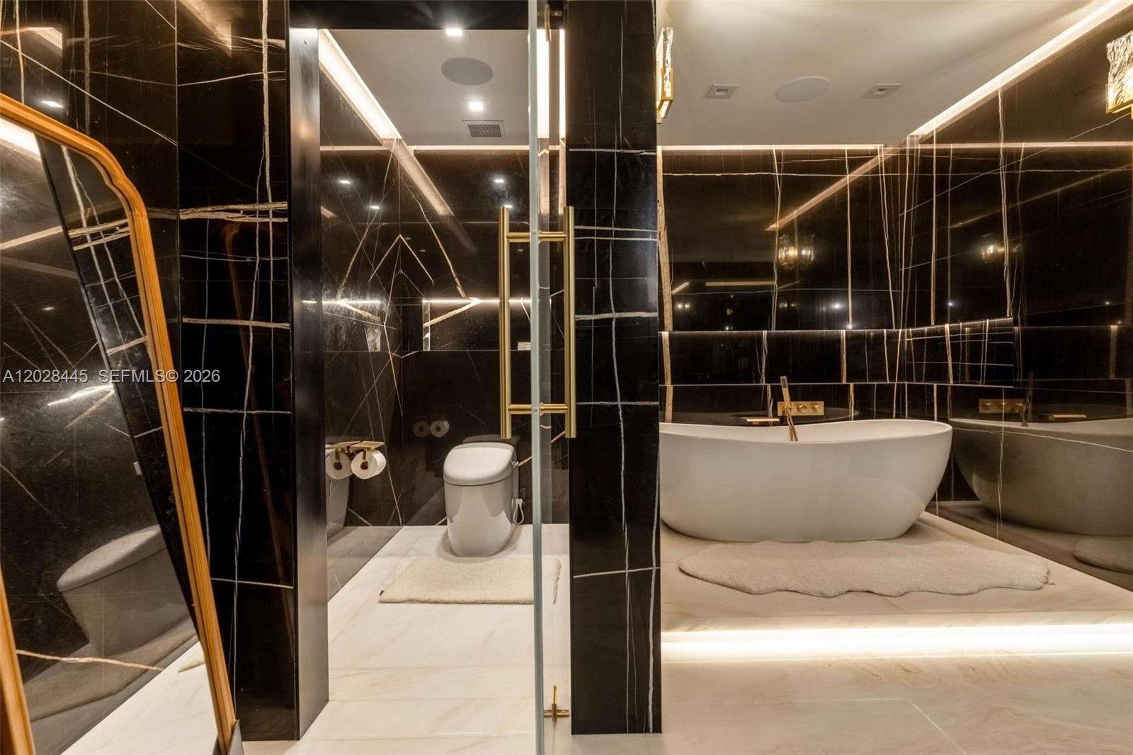 COCOPLUM SEC 1 - Residential Lease