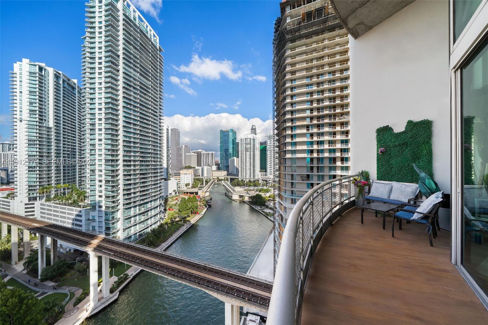 NEO VERTIKA CONDO - Residential