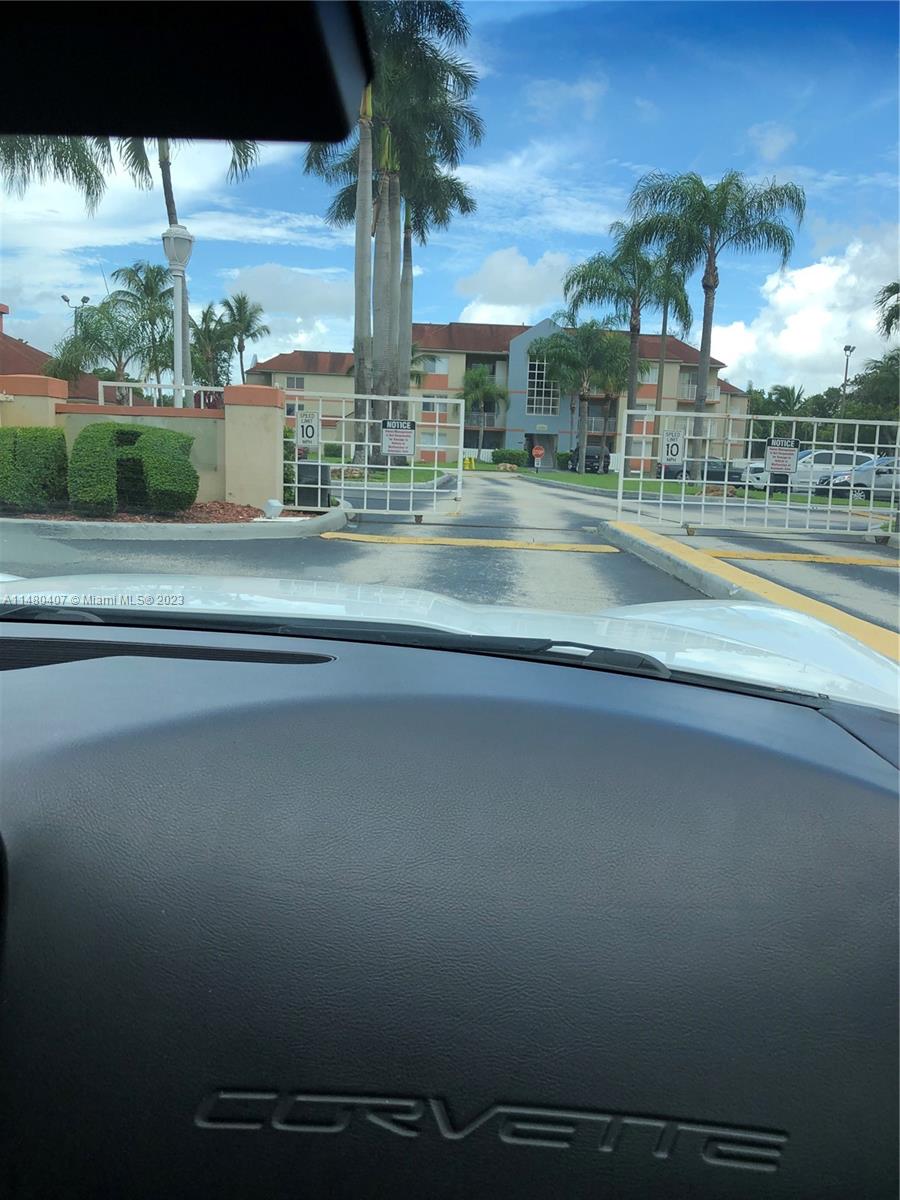 Grat location! Nice community Villa Rustica on the 1 st floor unit. Nice unit 2 bedrooms, 2 bathrooms, one parking assigned plus guess parking availables, as per owner request, no pets and no smokers.