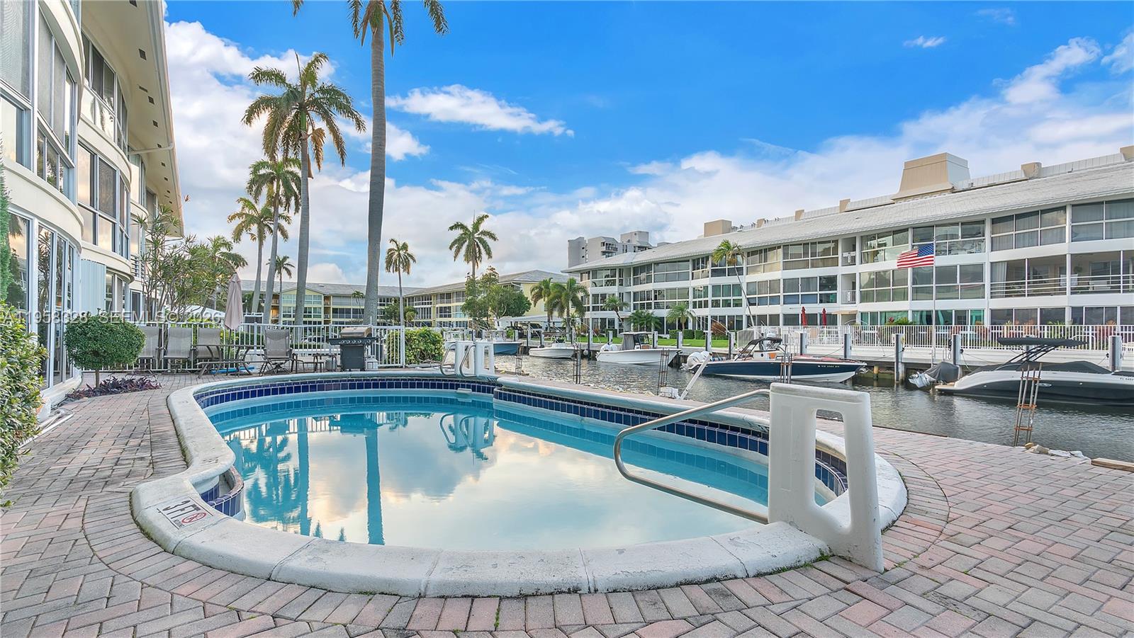 WAYNE HOUSE CONDO - Residential