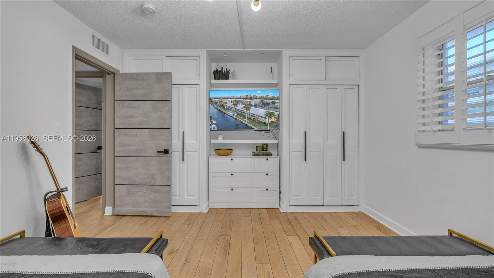 WAYNE HOUSE CONDO - Residential