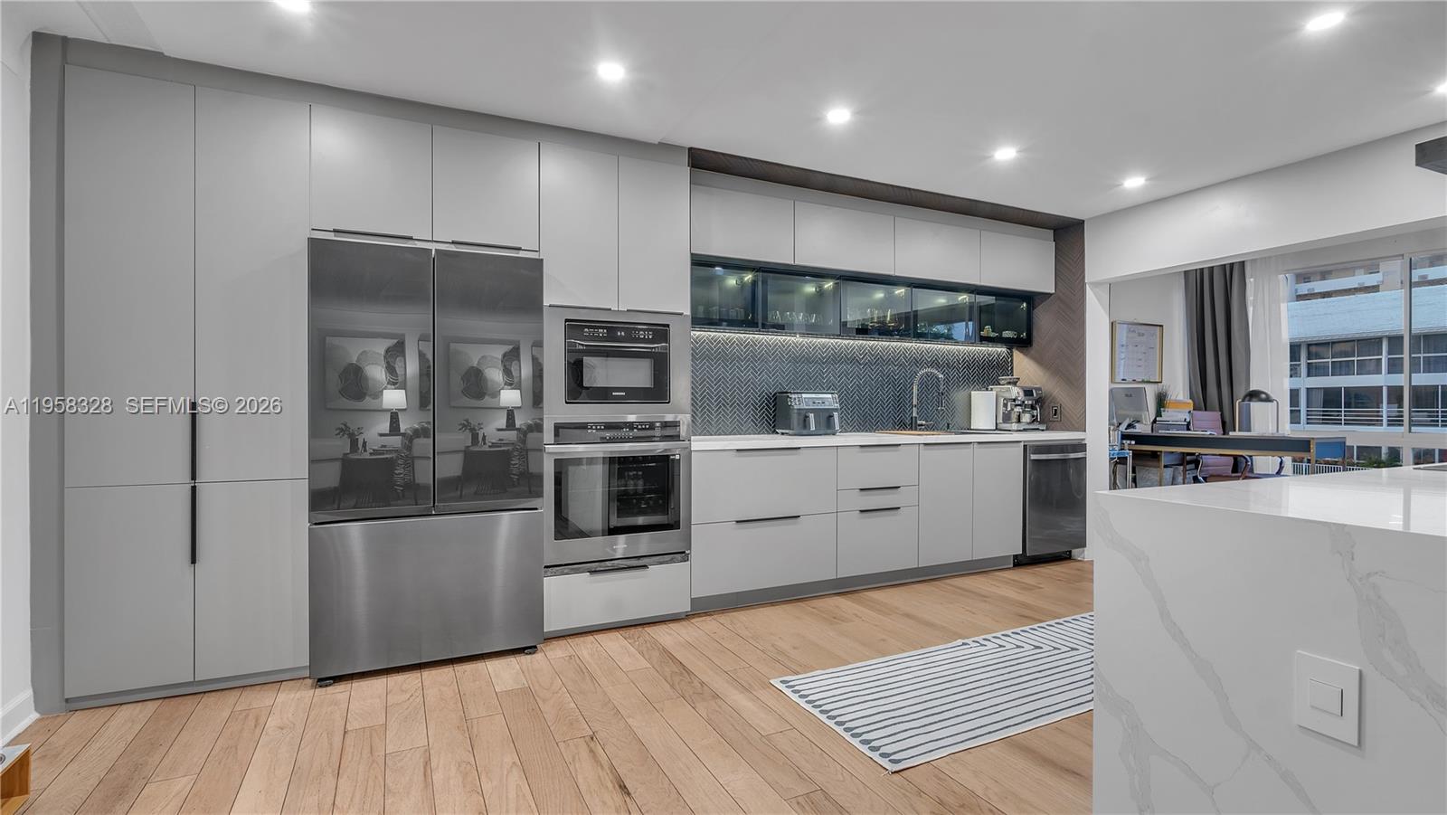 WAYNE HOUSE CONDO - Residential