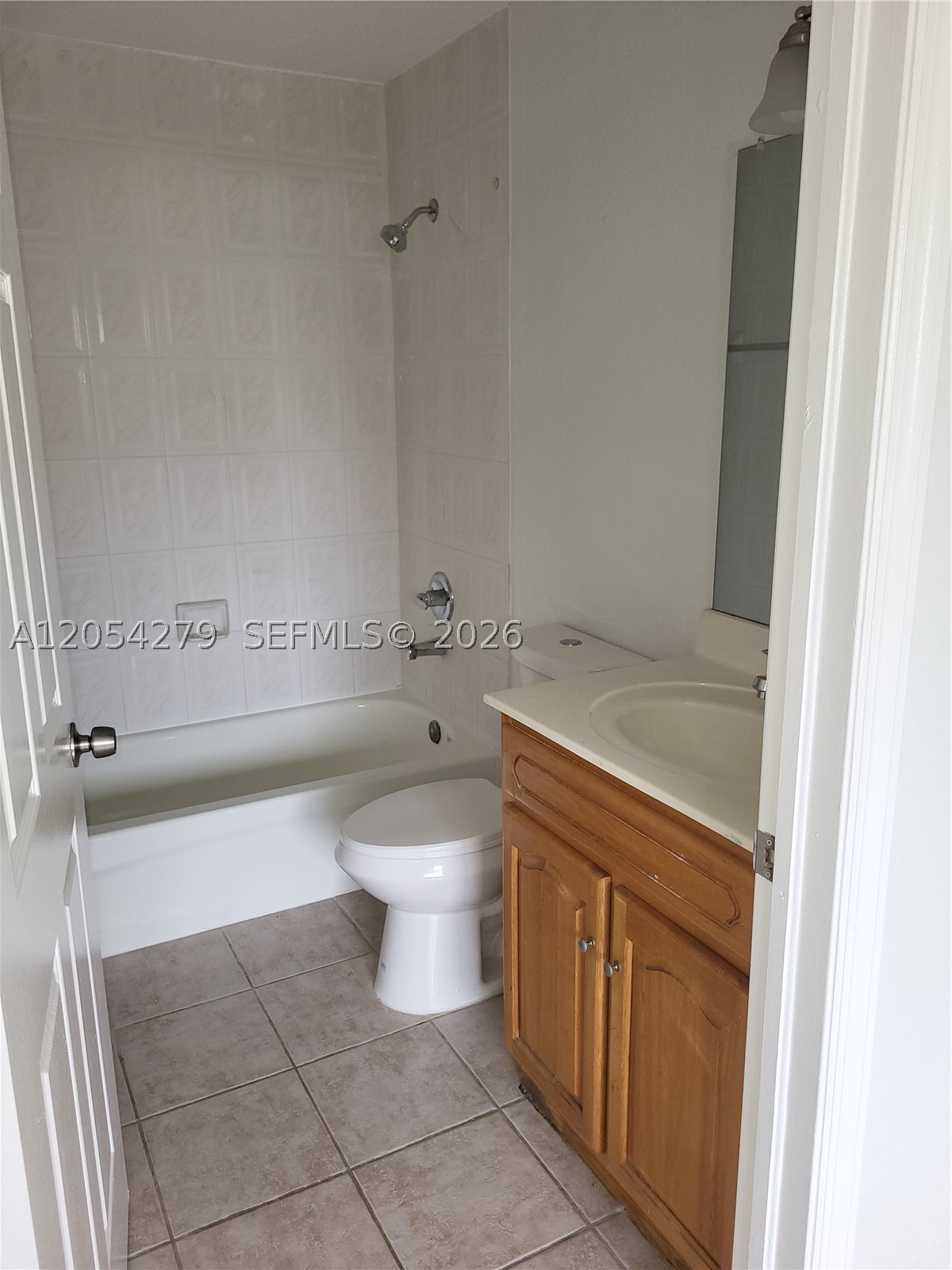 EDGEWATER CONDO - Residential Lease