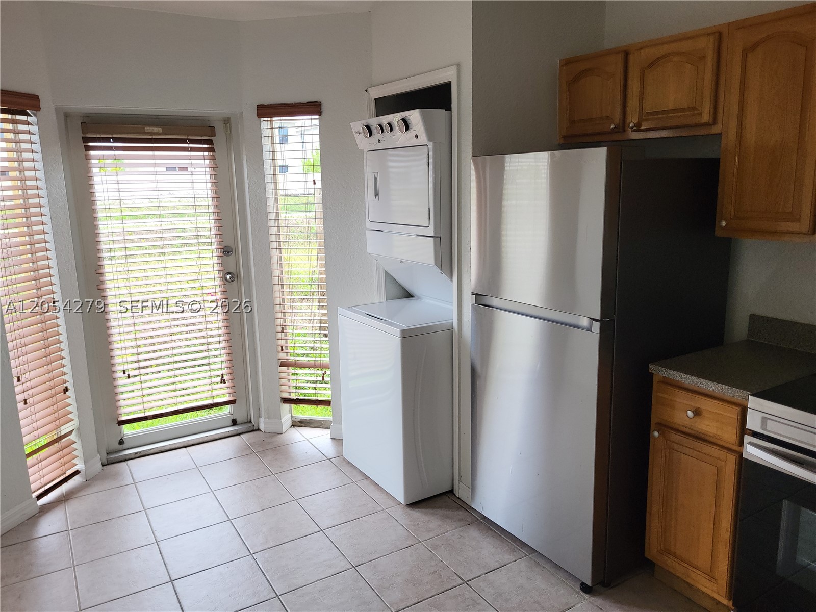 EDGEWATER CONDO - Residential Lease