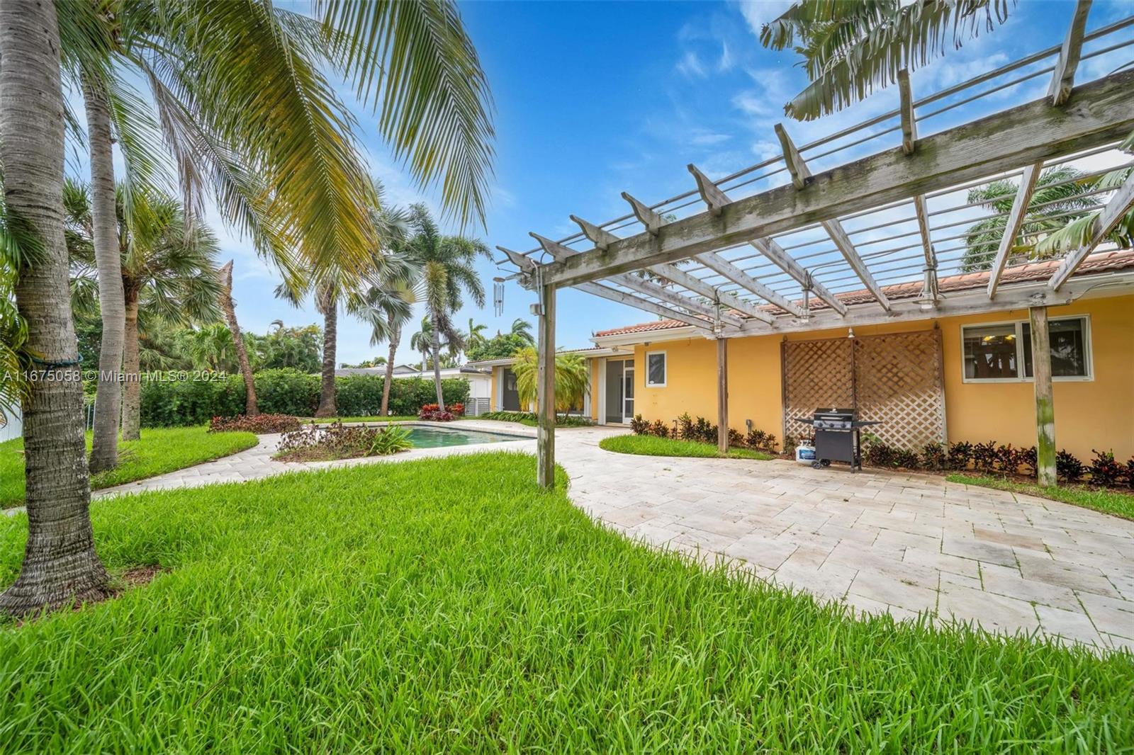 GOLDEN ISLES SEC - Residential Lease