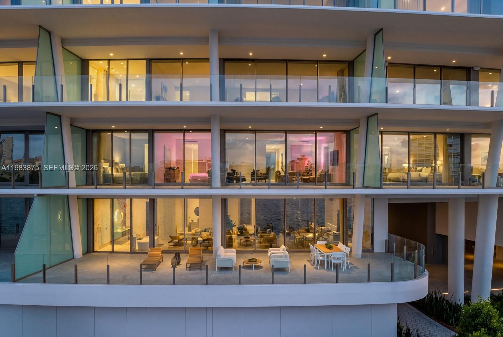 Vita Grove Isle - Residential