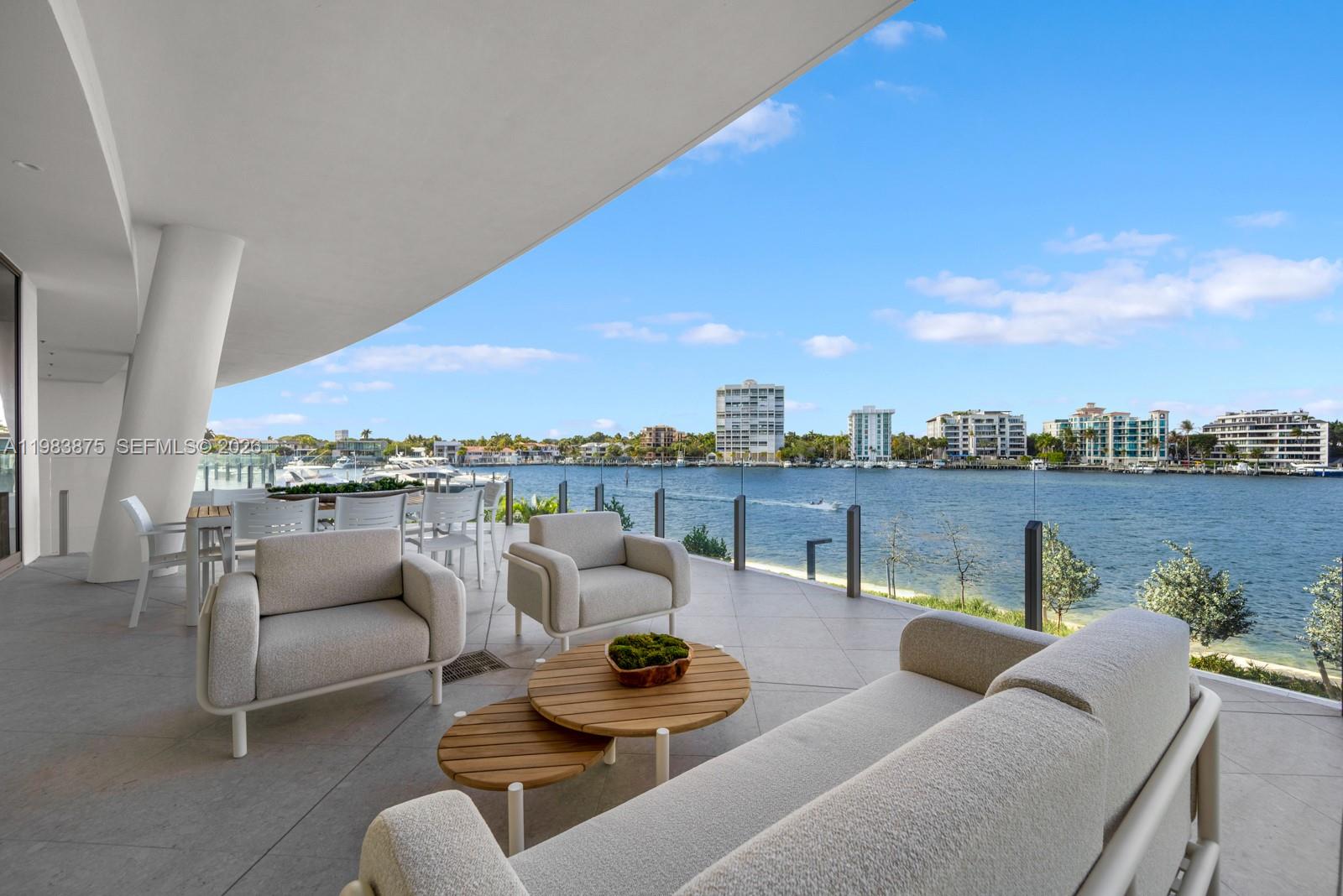 Vita Grove Isle - Residential