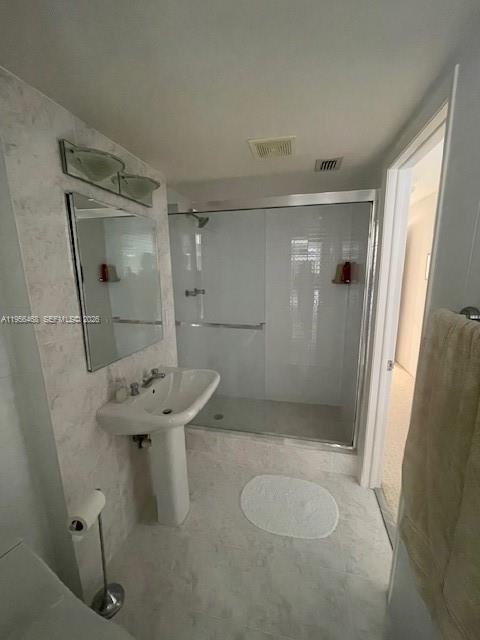DELVISTA A CONDO - Residential