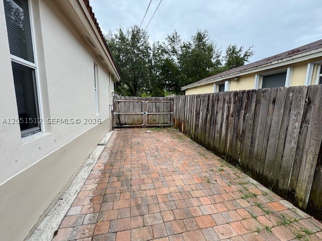 LINCOLN CITY SEC H - Residential Lease