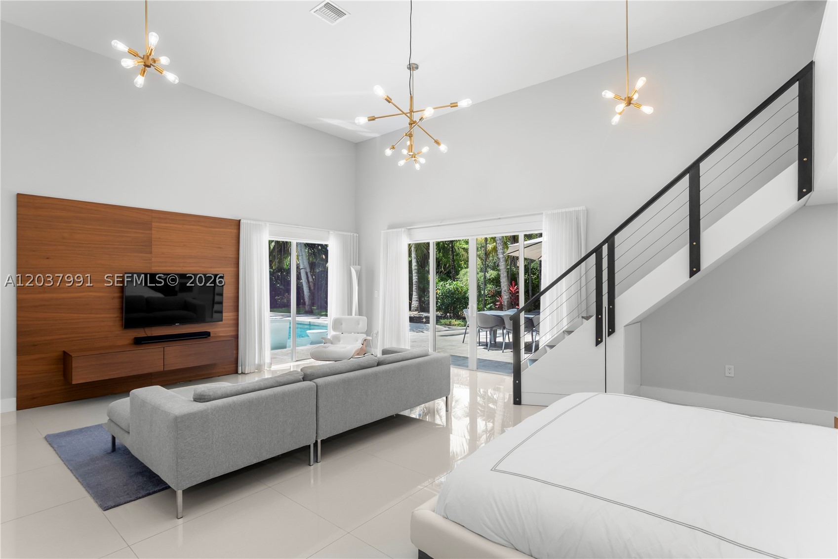 BISCAYNE PARK ESTATES - Residential