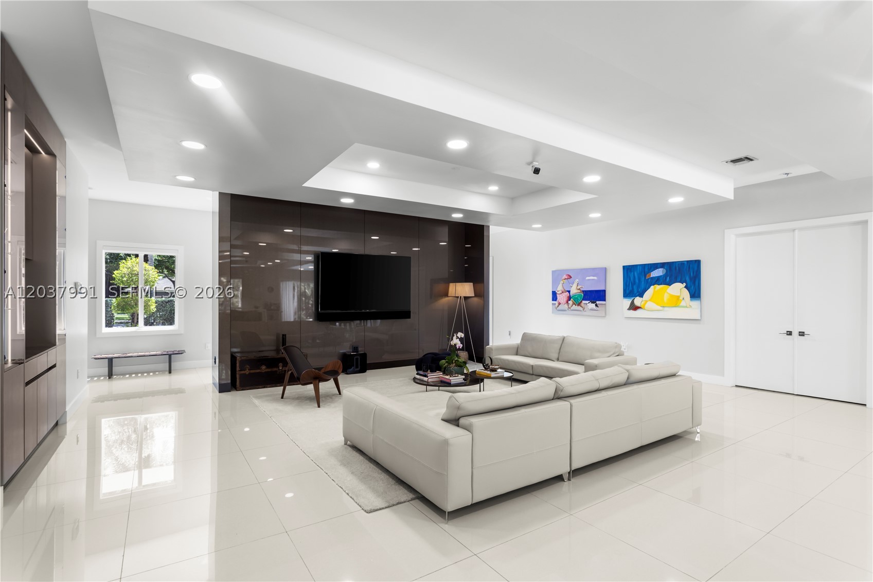 BISCAYNE PARK ESTATES - Residential