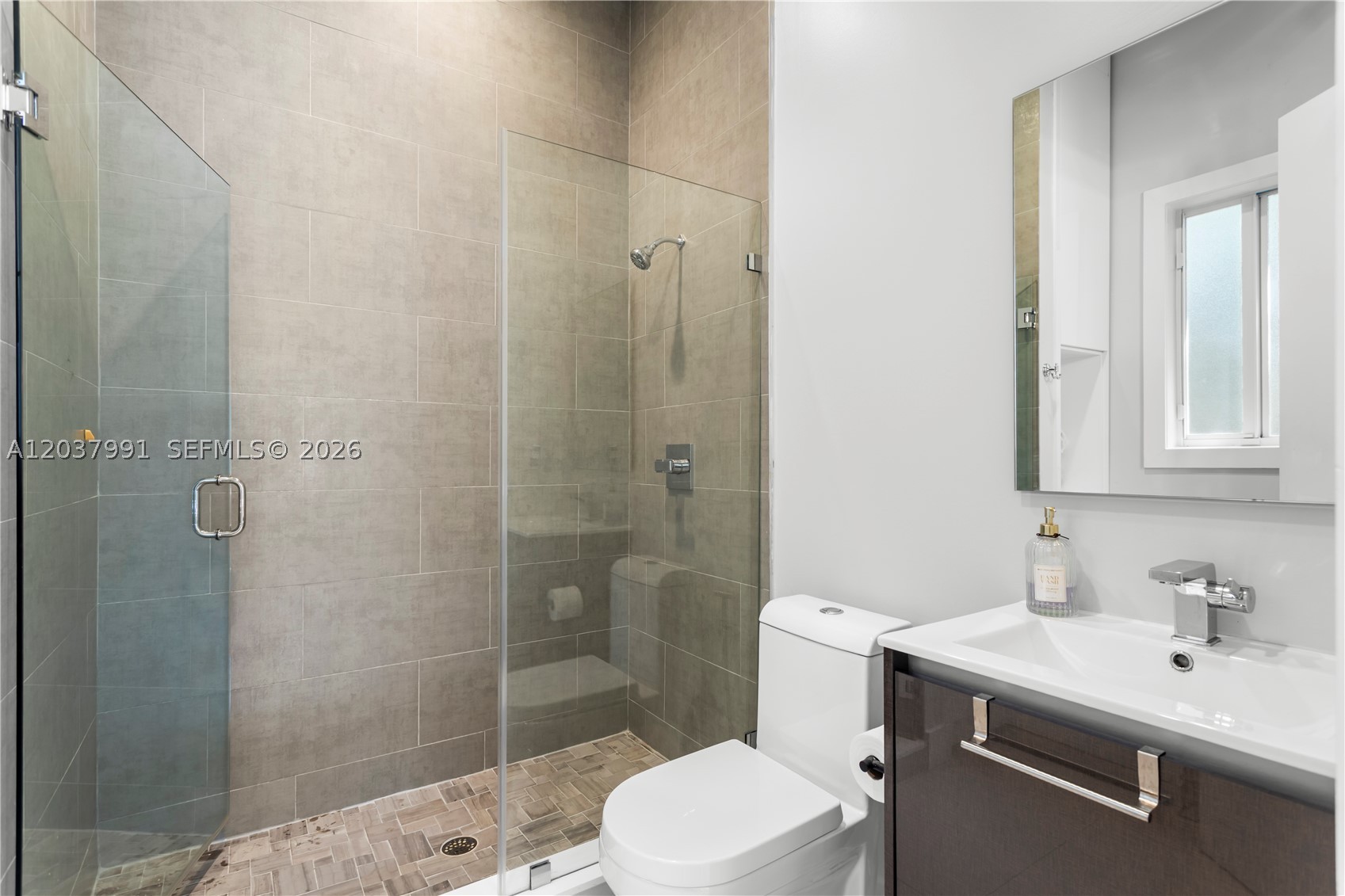 BISCAYNE PARK ESTATES - Residential