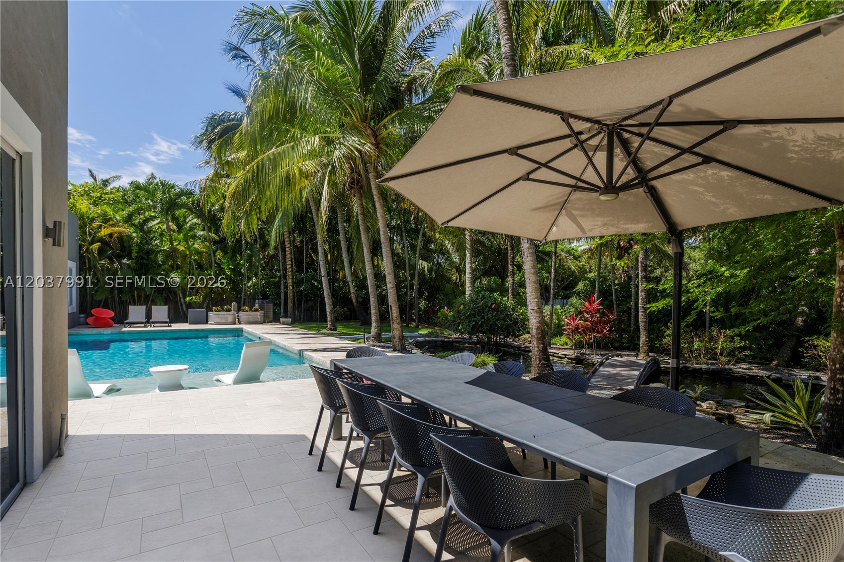 BISCAYNE PARK ESTATES - Residential