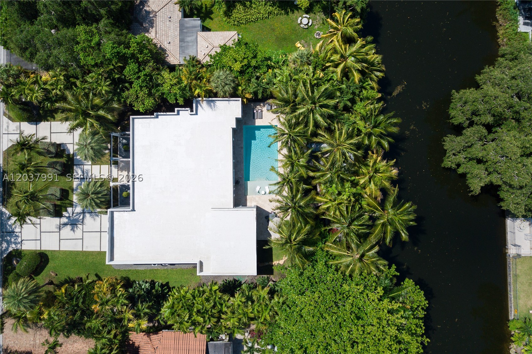 BISCAYNE PARK ESTATES - Residential