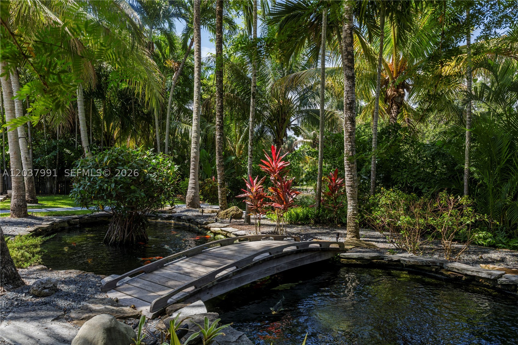 BISCAYNE PARK ESTATES - Residential