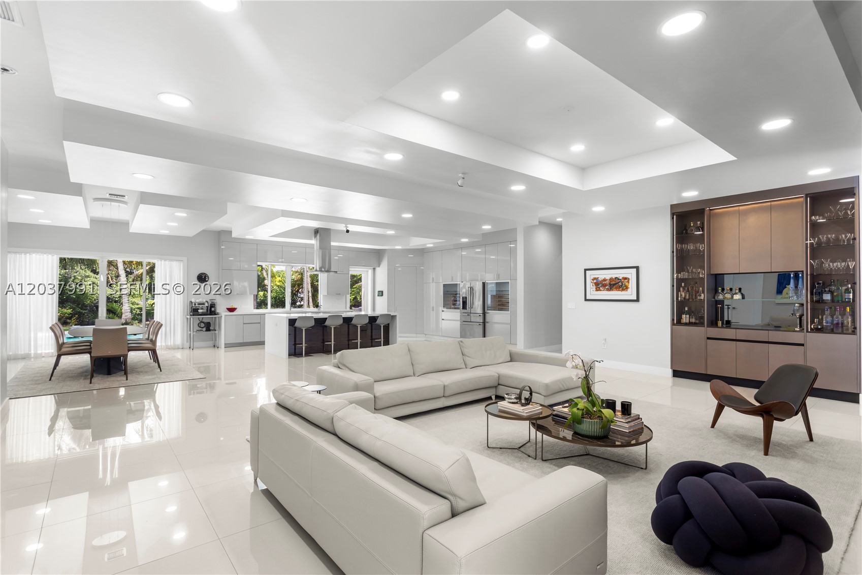 BISCAYNE PARK ESTATES - Residential
