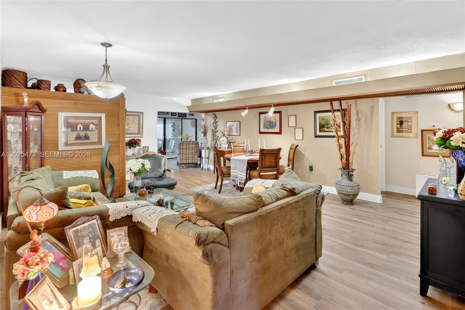 MIAMI LAKES LOCH LOMOND E - Residential