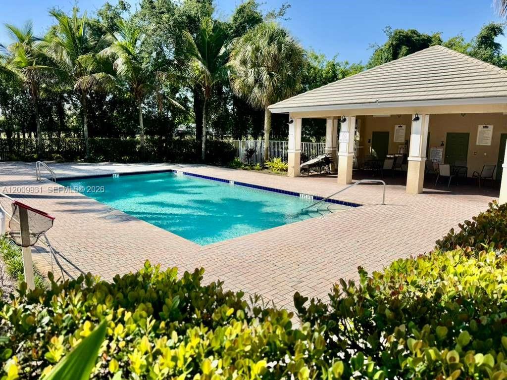 PARK PLACE AT PLANTATION - Residential