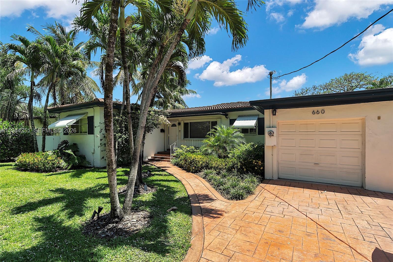GRIFFING BISCAYNE PARK ES - Residential