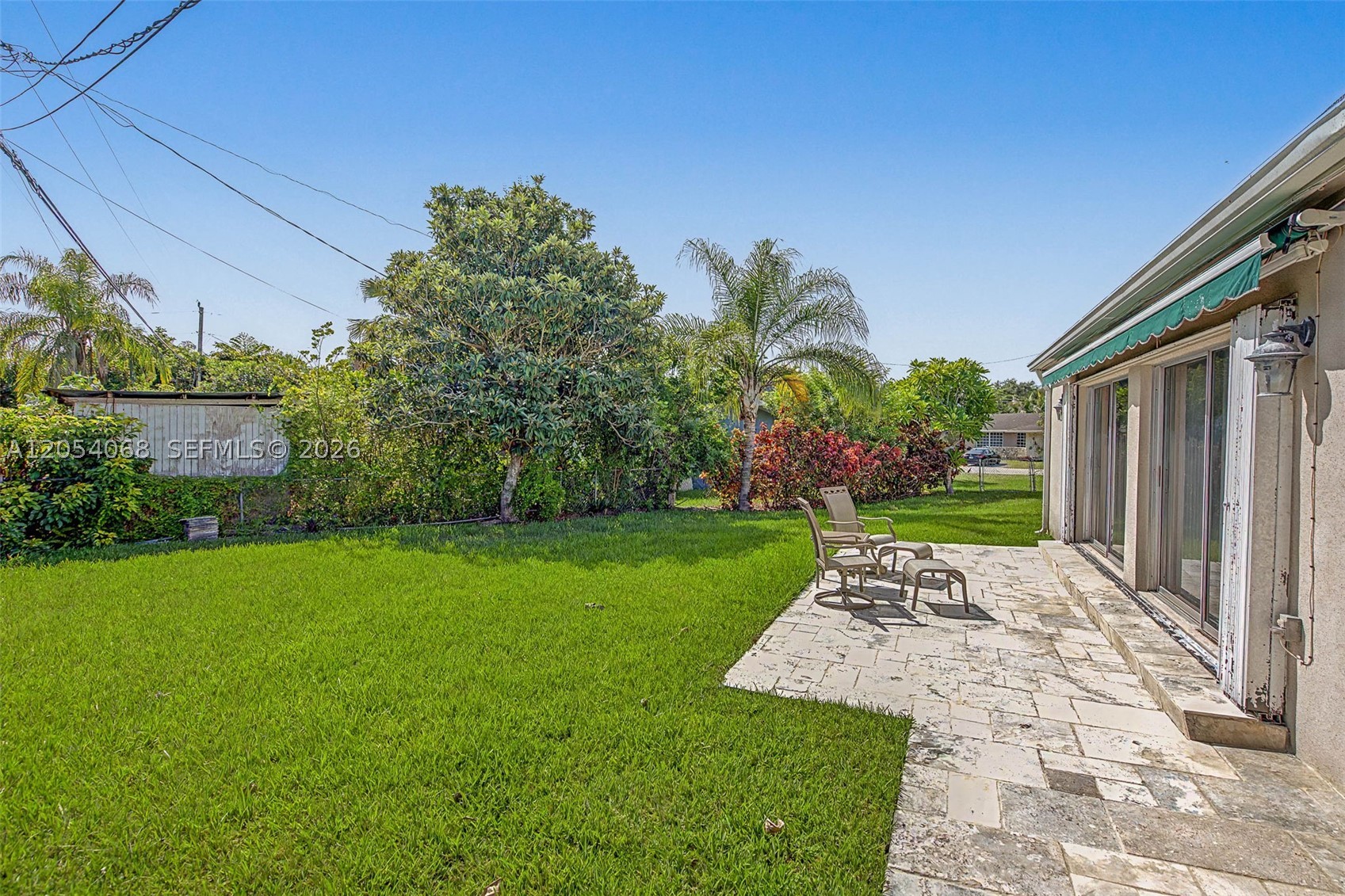 LAUREL HILL PARK - Residential