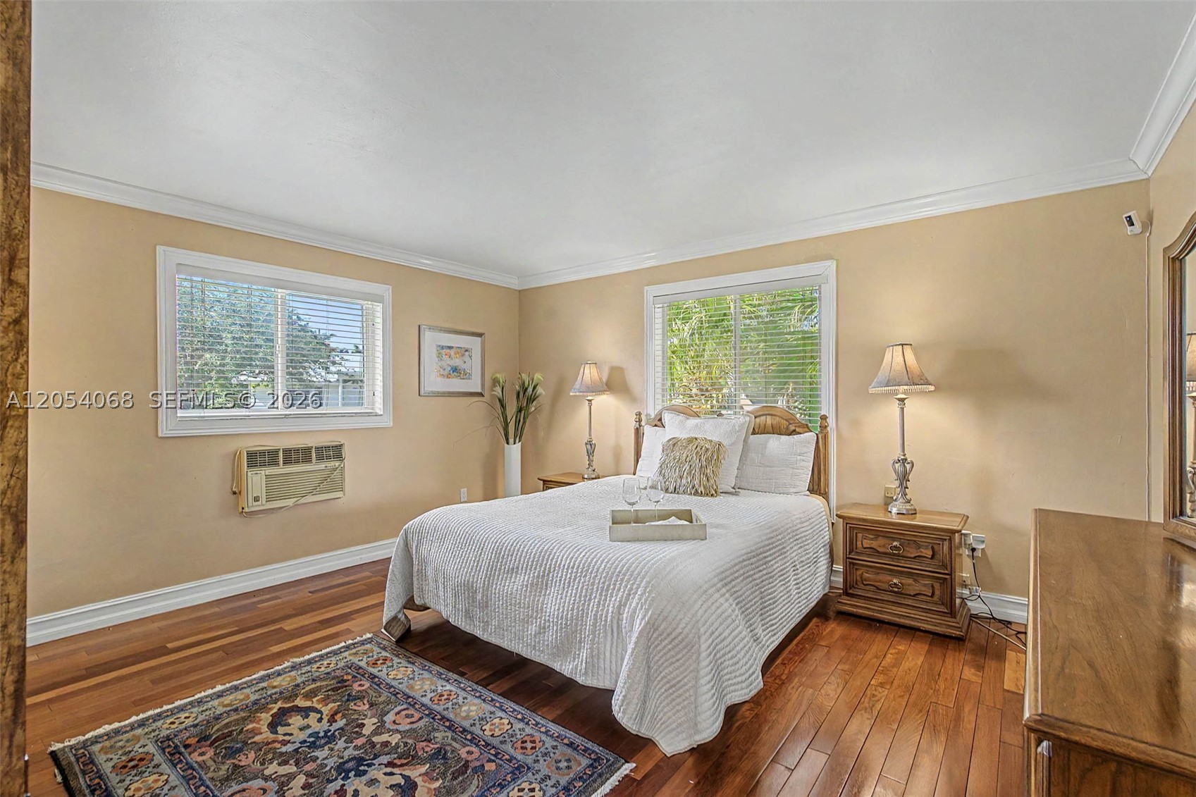 LAUREL HILL PARK - Residential
