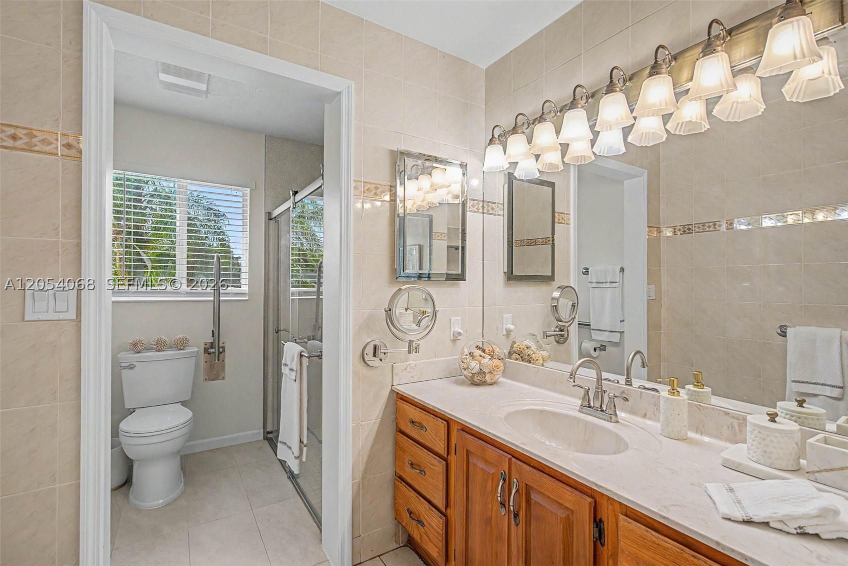LAUREL HILL PARK - Residential