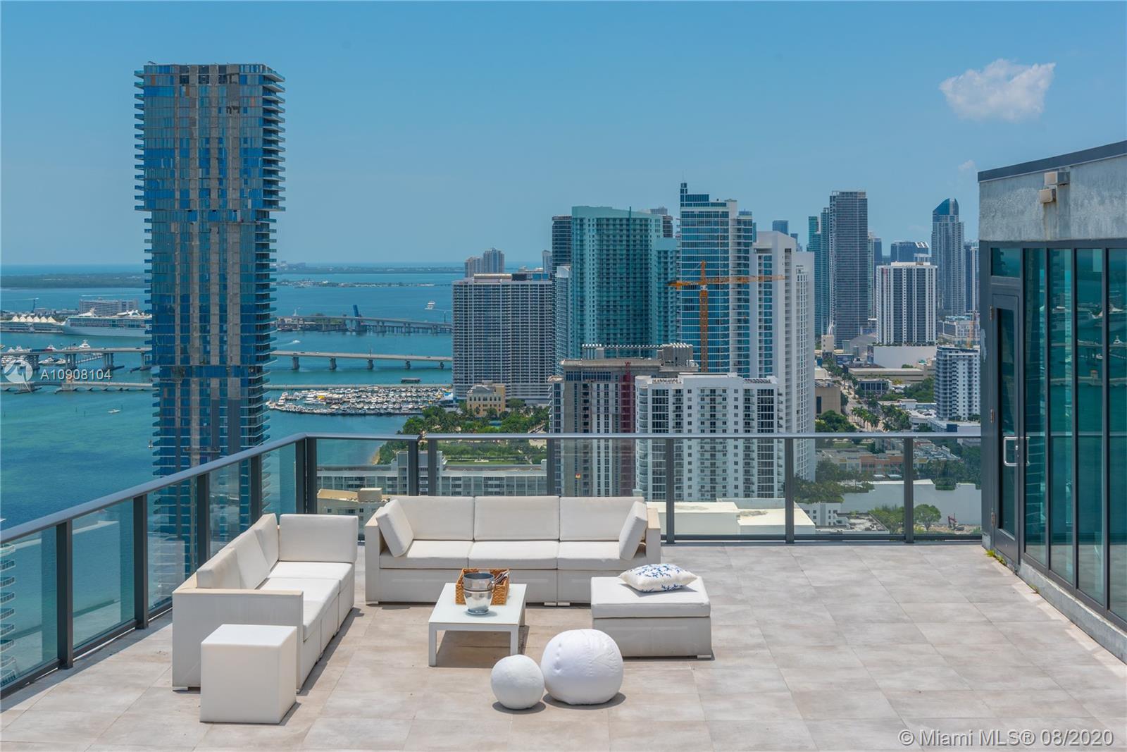 ICON BAY CONDO - Residential