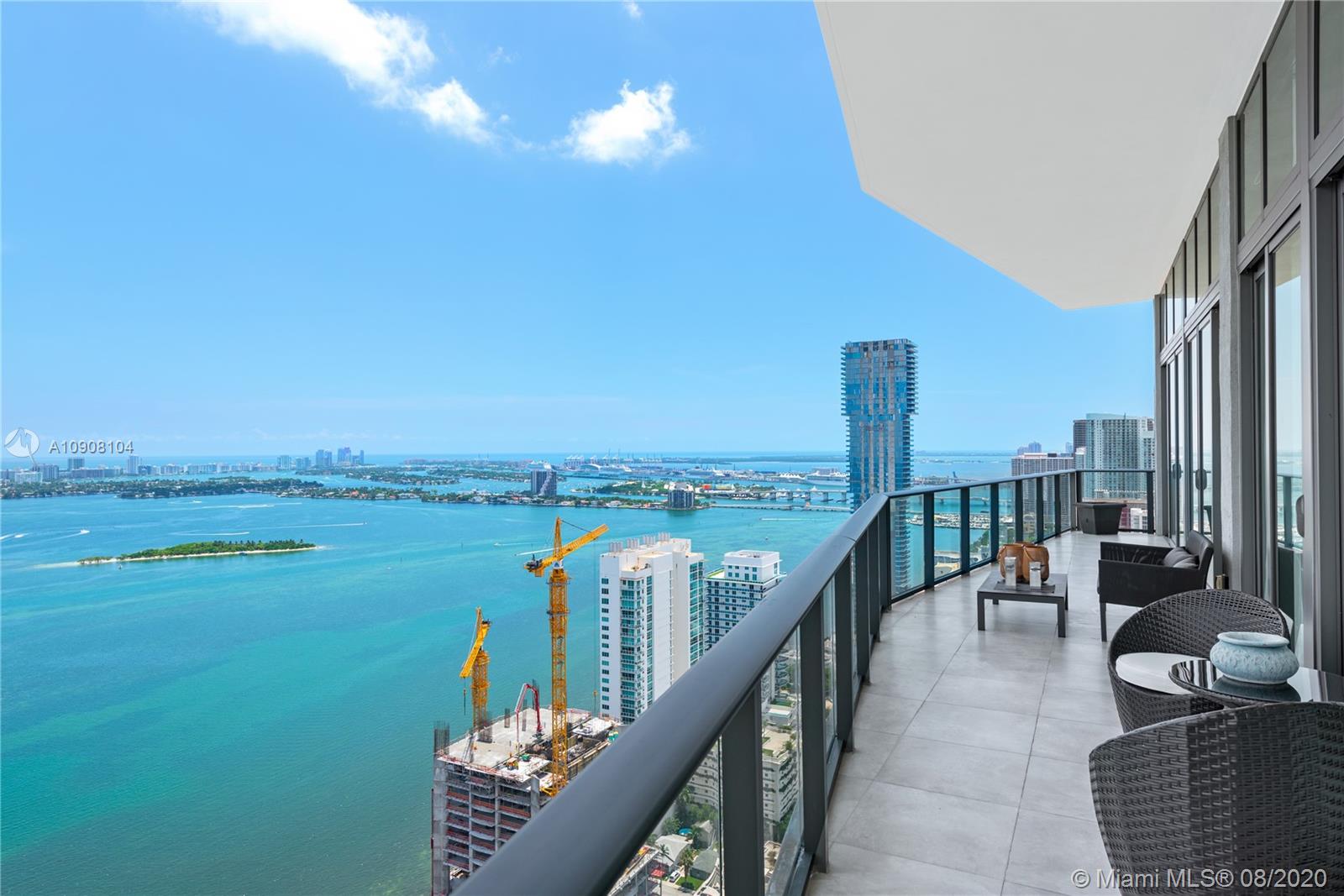 ICON BAY CONDO - Residential